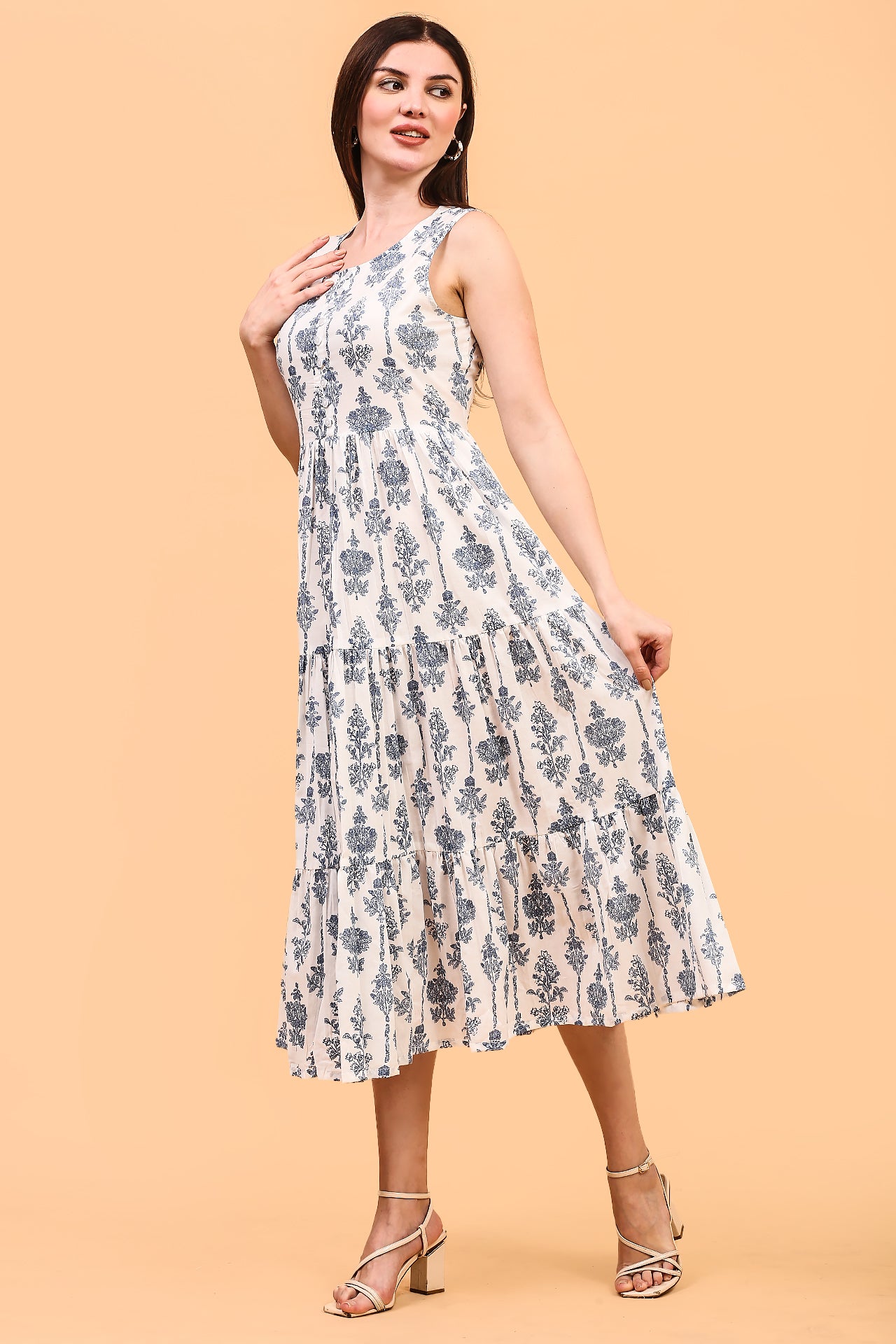 White buttoned lily maxi dress